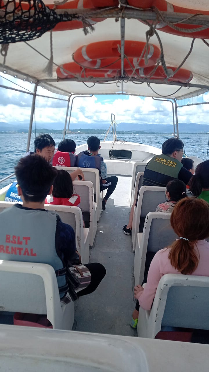 09.2Island Charter Boat (Mamutik + Sapi)