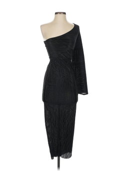 Vestido Asimétrico – PrettyLittleThing (talla 0)