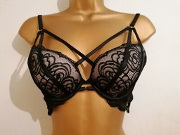 Ensemble Ngwende T70B/38-40