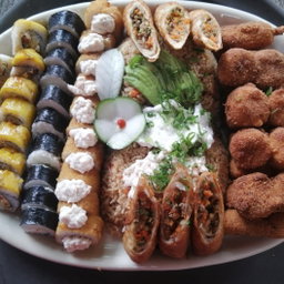 CHAROLA MIXTA PARA 6 PERSONAS