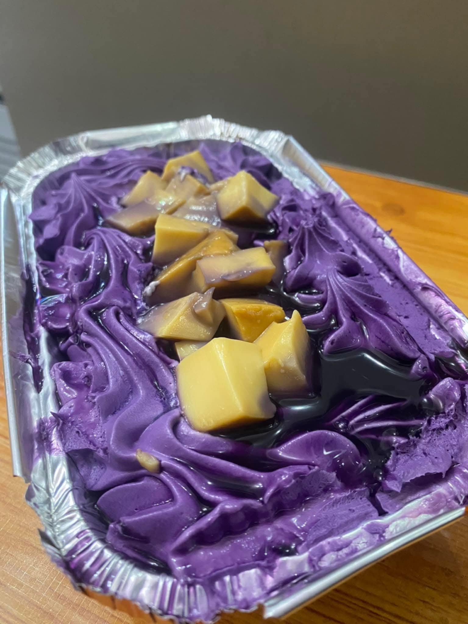 Pan-tastic Ube de Leche Cake_0