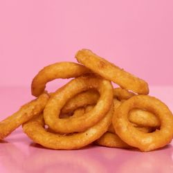 DIRTY ONION RINGS 