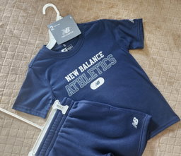 New Balance Boys size 8 2 piece set