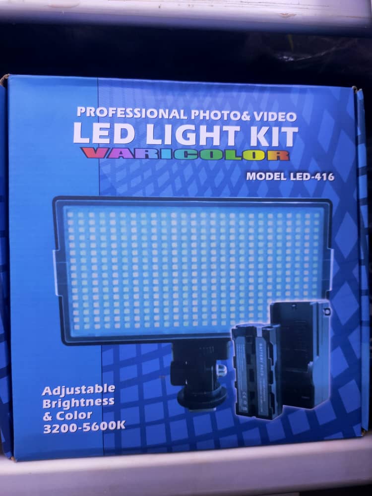 Kit Éclairage LED Photo & Vidéo Varicolor LED-416_article_N°:CAI_0073_0