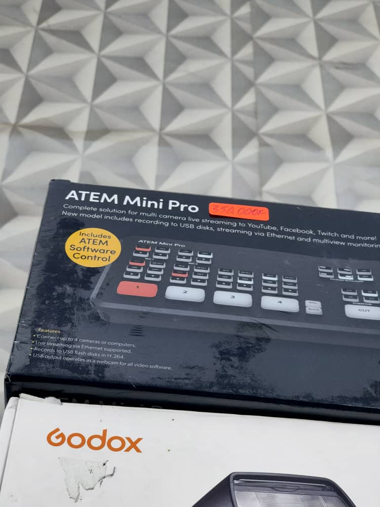ATEM Mini Pro – Mélangeur Vidéo Professionnel pour Streaming_article_N°:CAI_0051_0