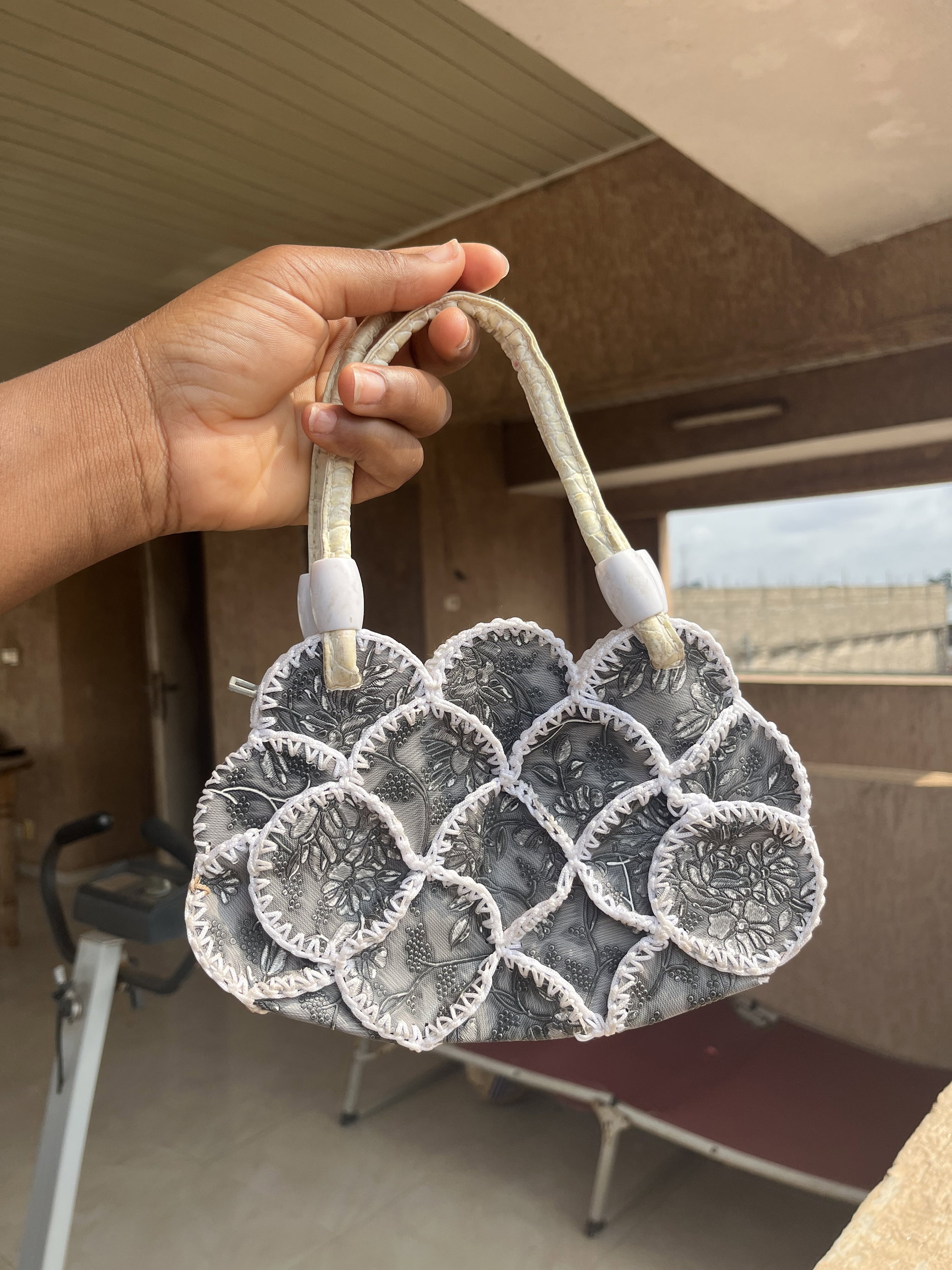 Mini sac bloom gris 🩶_0