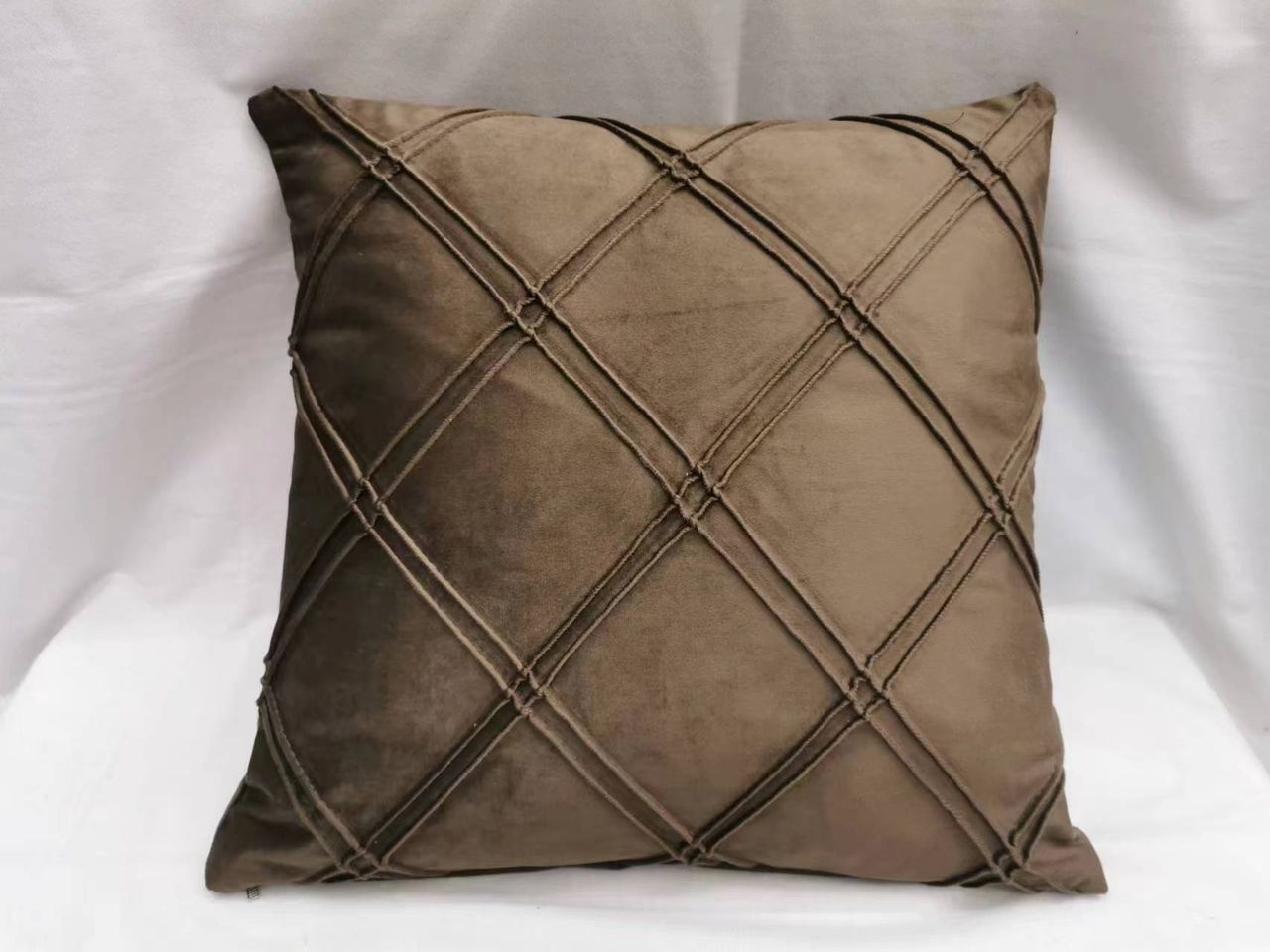 Coussin décoratif en velours – Motif quadrillé (plusieurs couleurs)_3