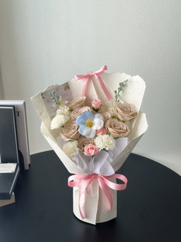 7 Stalk Soap Awakening Rose Mixed Bouquet 