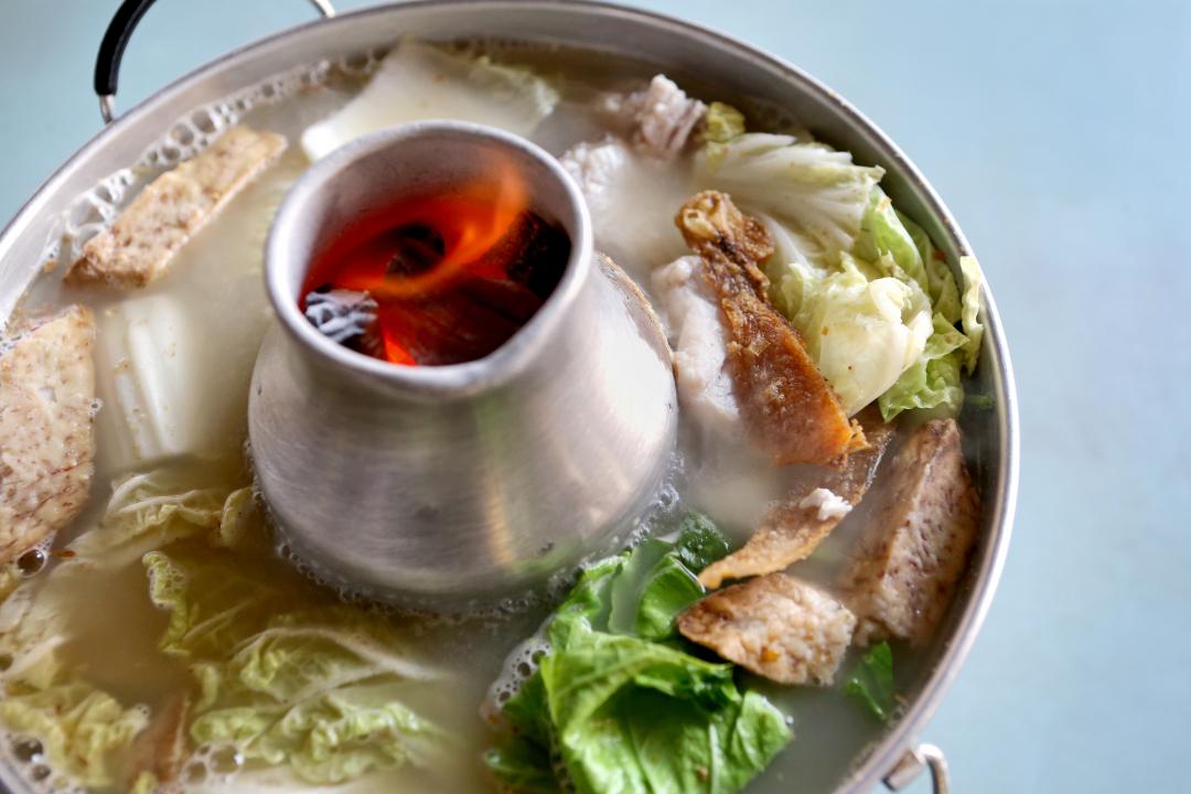 生鱼鱼炉 Sheng Yu Steamboat