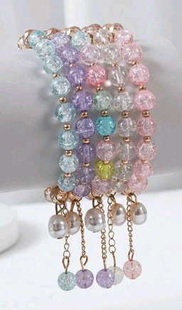 Bracelets 