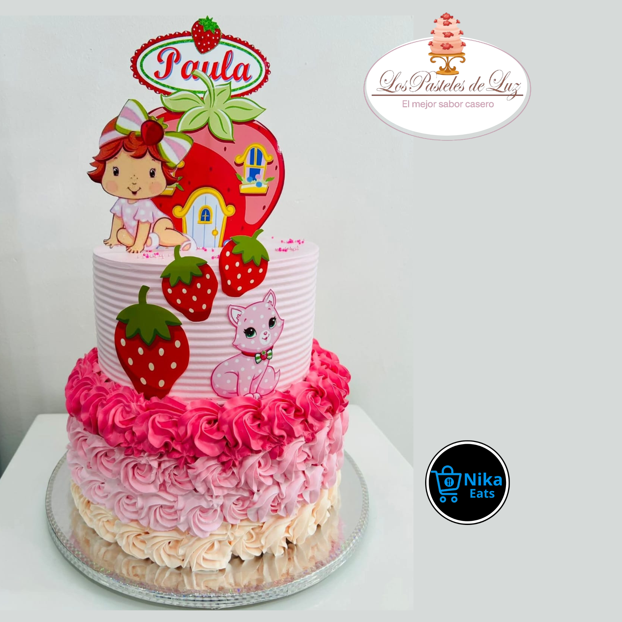 Pastel Vainilla con Chipas de Frutilla – 1 ½ Libras_1