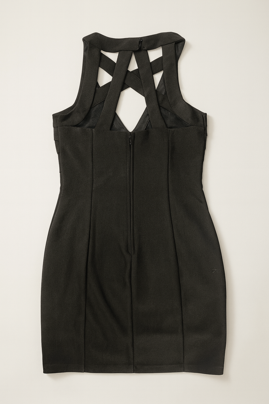 Vestido negro ajustado con cuello halter cruzado - Size S_2