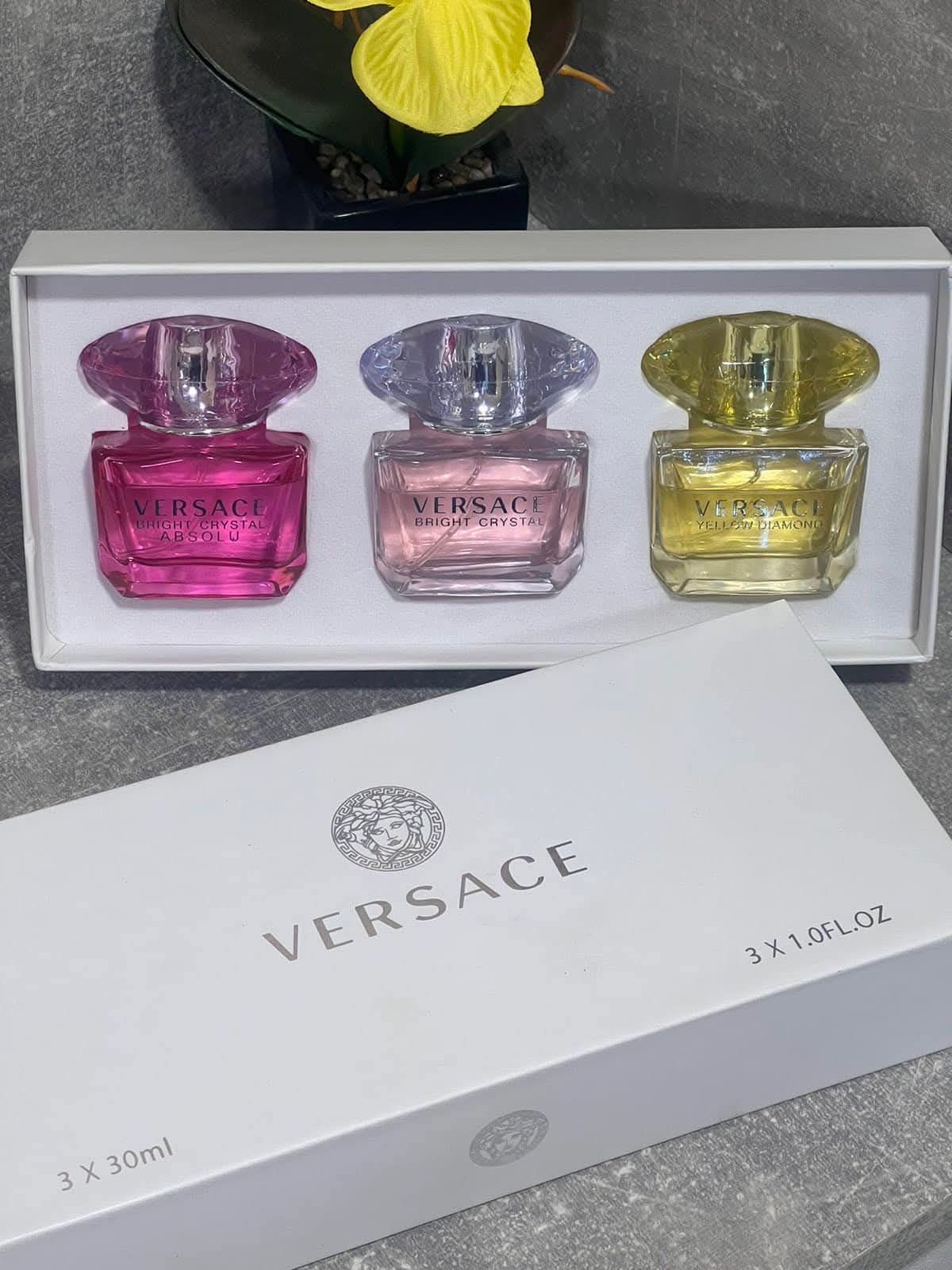 Versace Bright Crystal 3x30ml Mini Perfume Gift Set _0