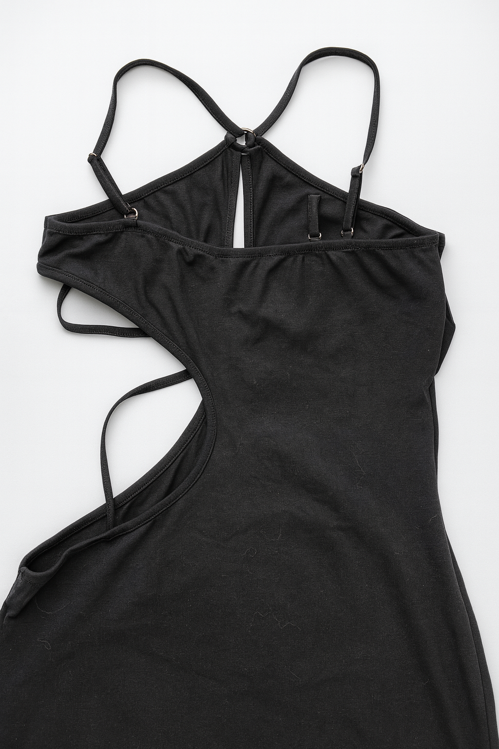 Vestido negro cut-out con tirantes finos - Size M_1