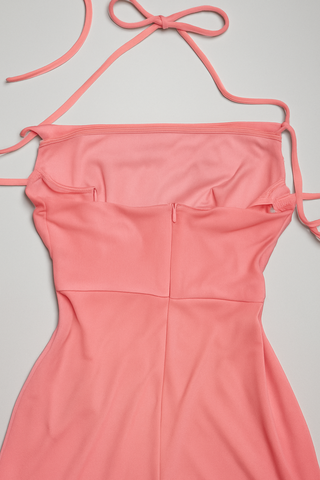 Vestido rosado con mangas acampanadas y tiras al cuello - Size M_1