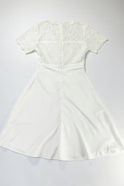 Vestido midi blanco con encaje y botones traseros - Size M