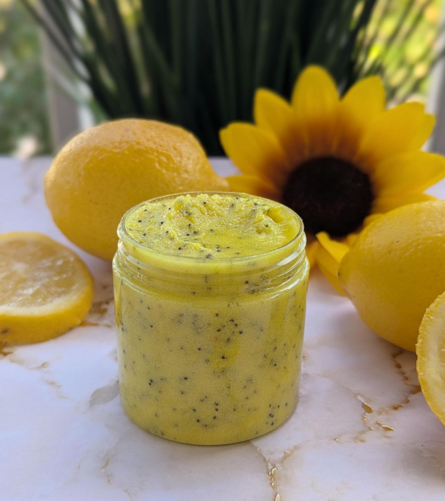 Turmeric Glow + Vitamin C Scrub_0