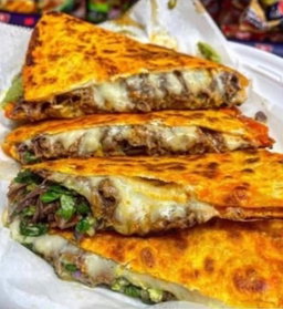 QUESADILLAS 
