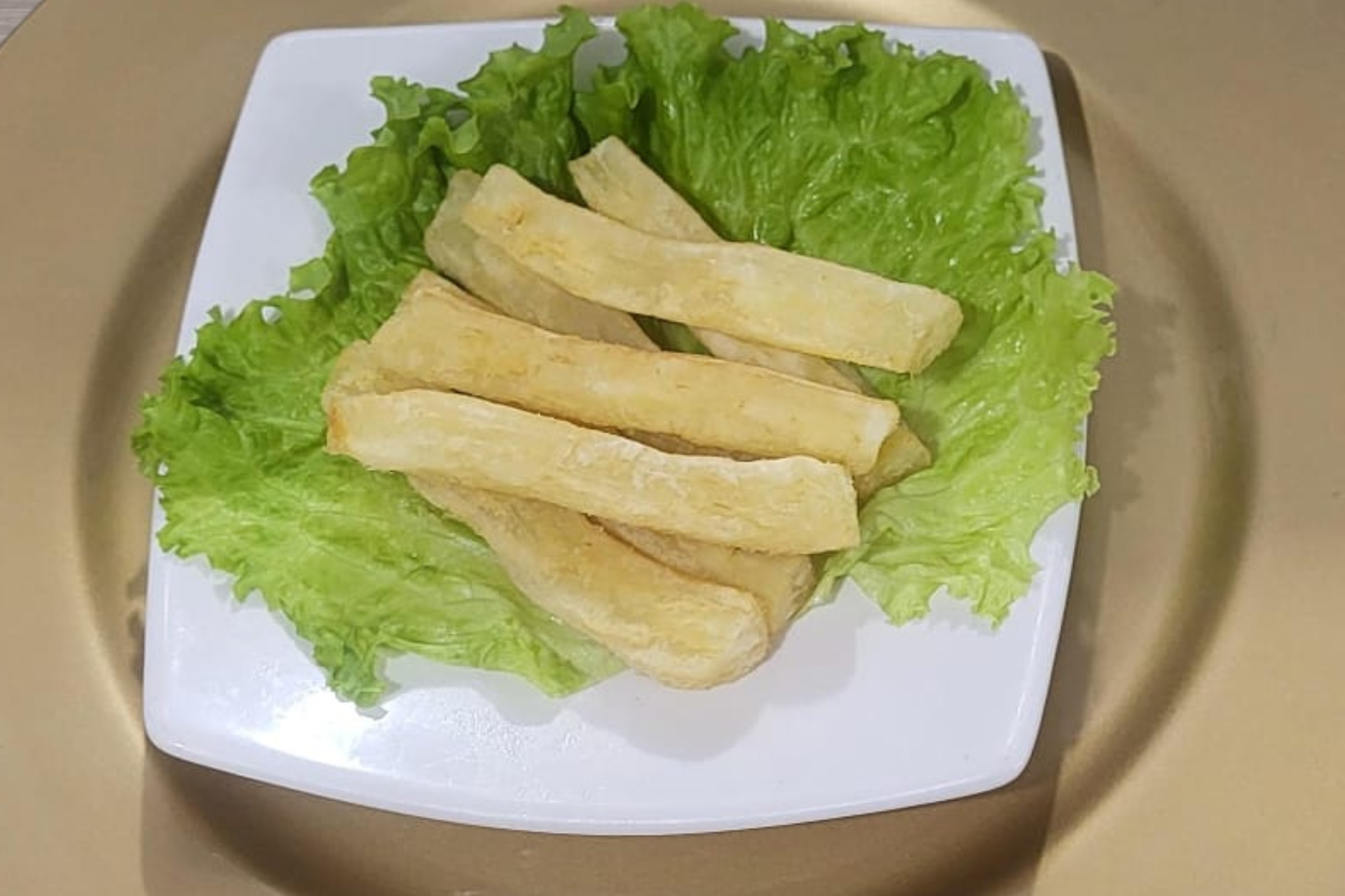 PORCION CROQUETA DE YUCA_0