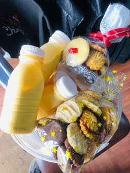 Matumi’s Treats snack bar(📍Qacha’s Nek food)
