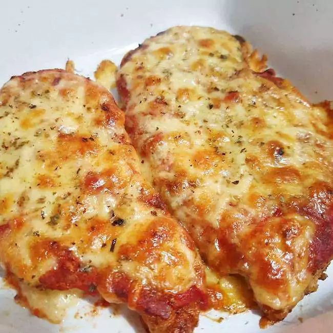 Pechuga a la parmesana