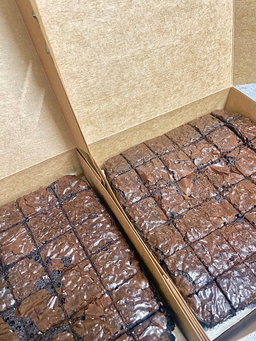36 cuts Brownies