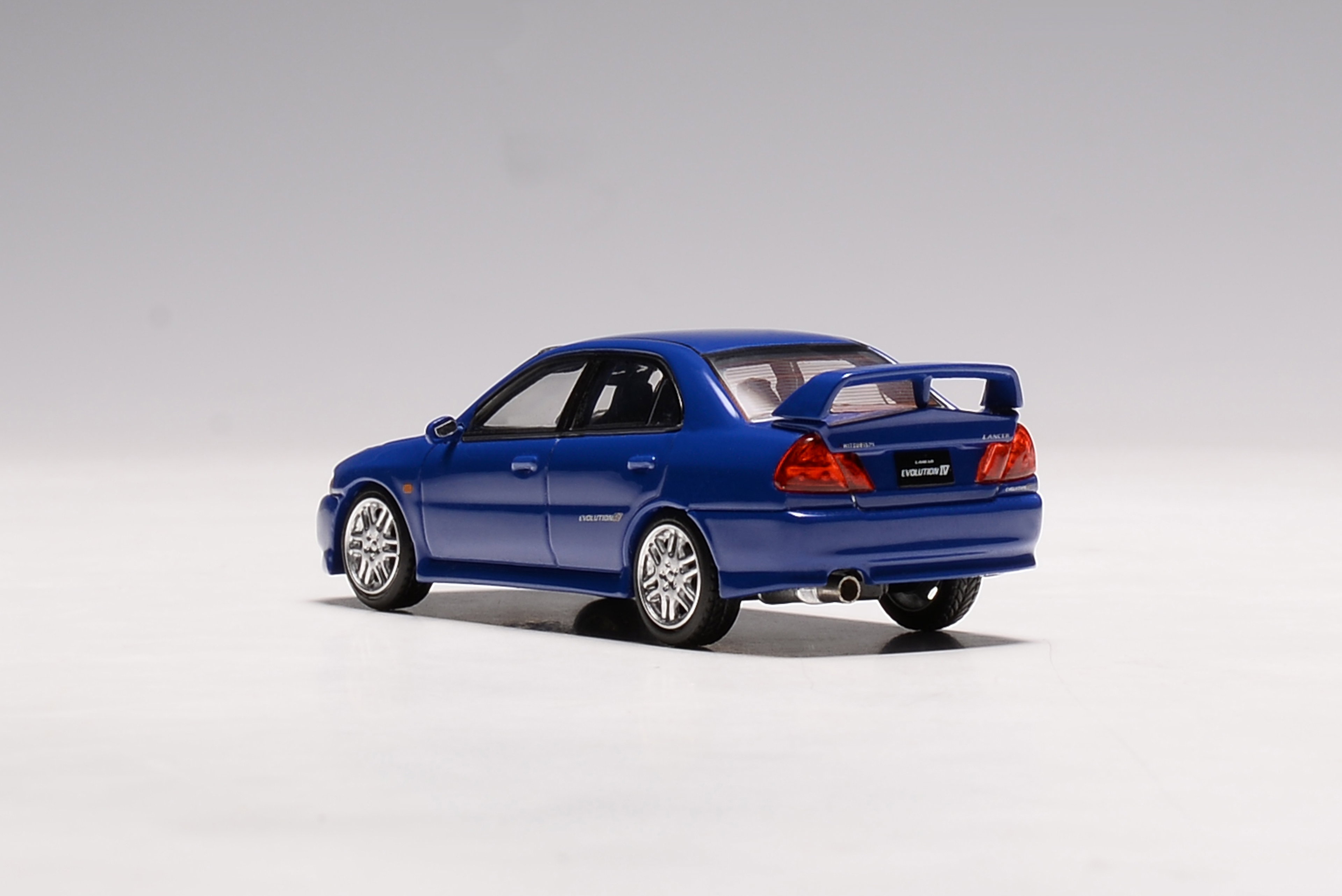 MOTOR HELIX MODEL 1/64 MITSUBISHI LANCER EVO 4_3