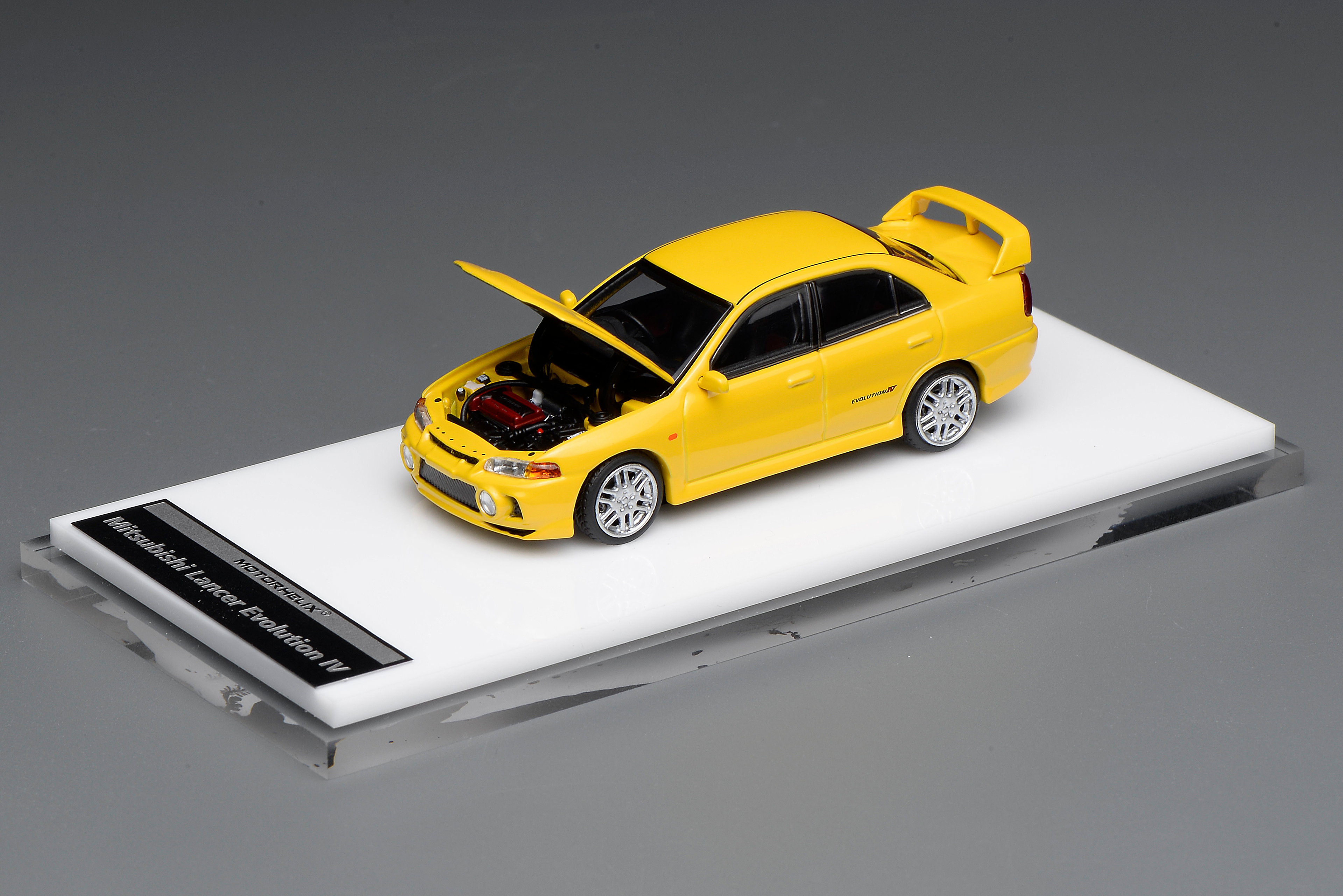 MOTOR HELIX MODEL 1/64 MITSUBISHI LANCER EVO 4_7