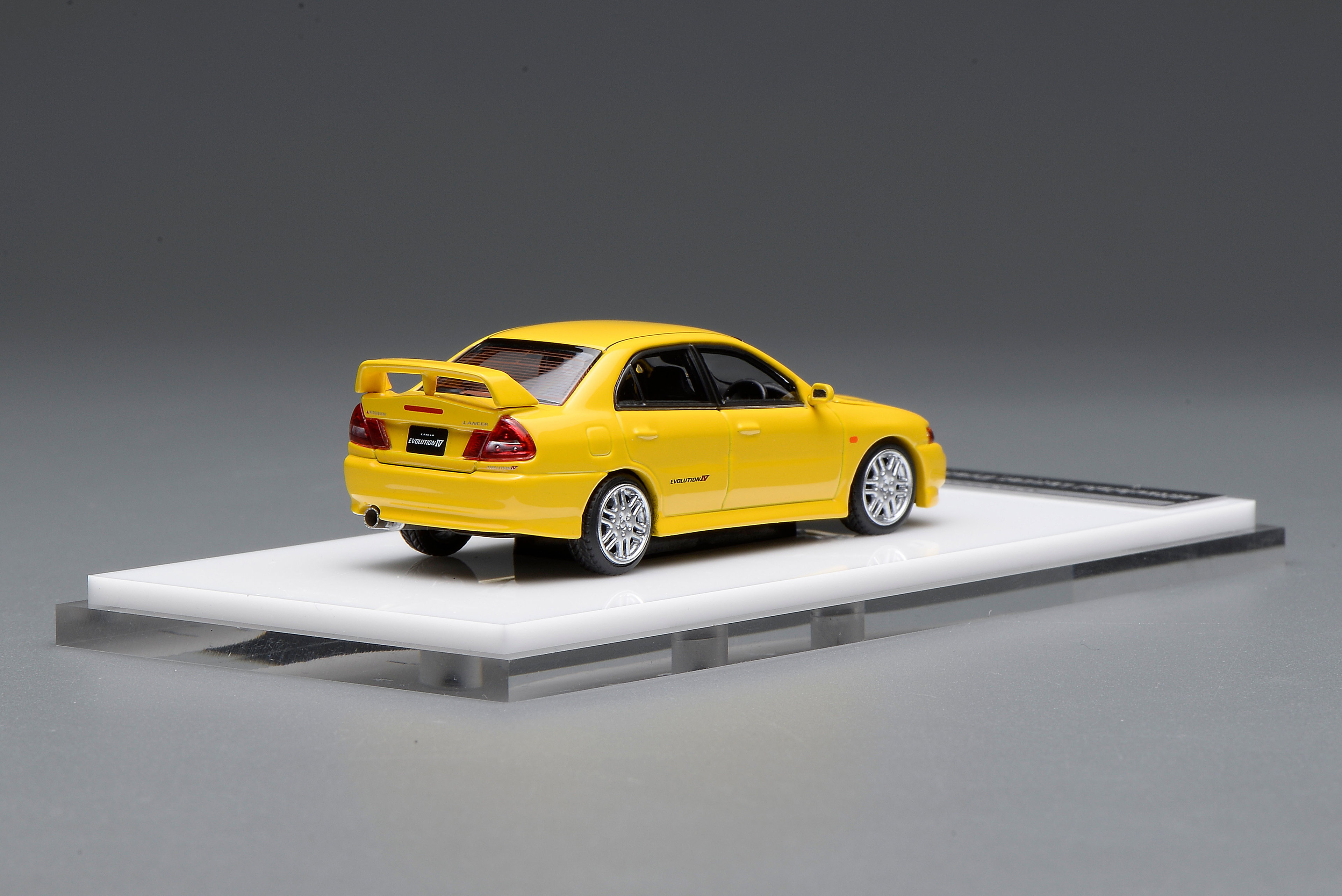 MOTOR HELIX MODEL 1/64 MITSUBISHI LANCER EVO 4_6