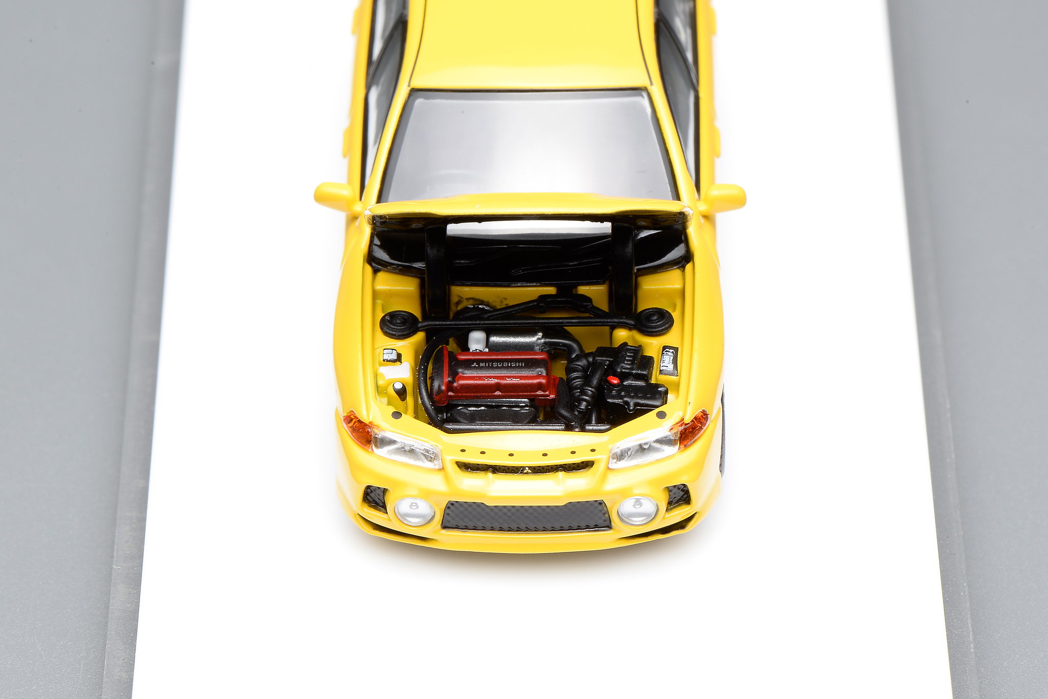 MOTOR HELIX MODEL 1/64 MITSUBISHI LANCER EVO 4_8