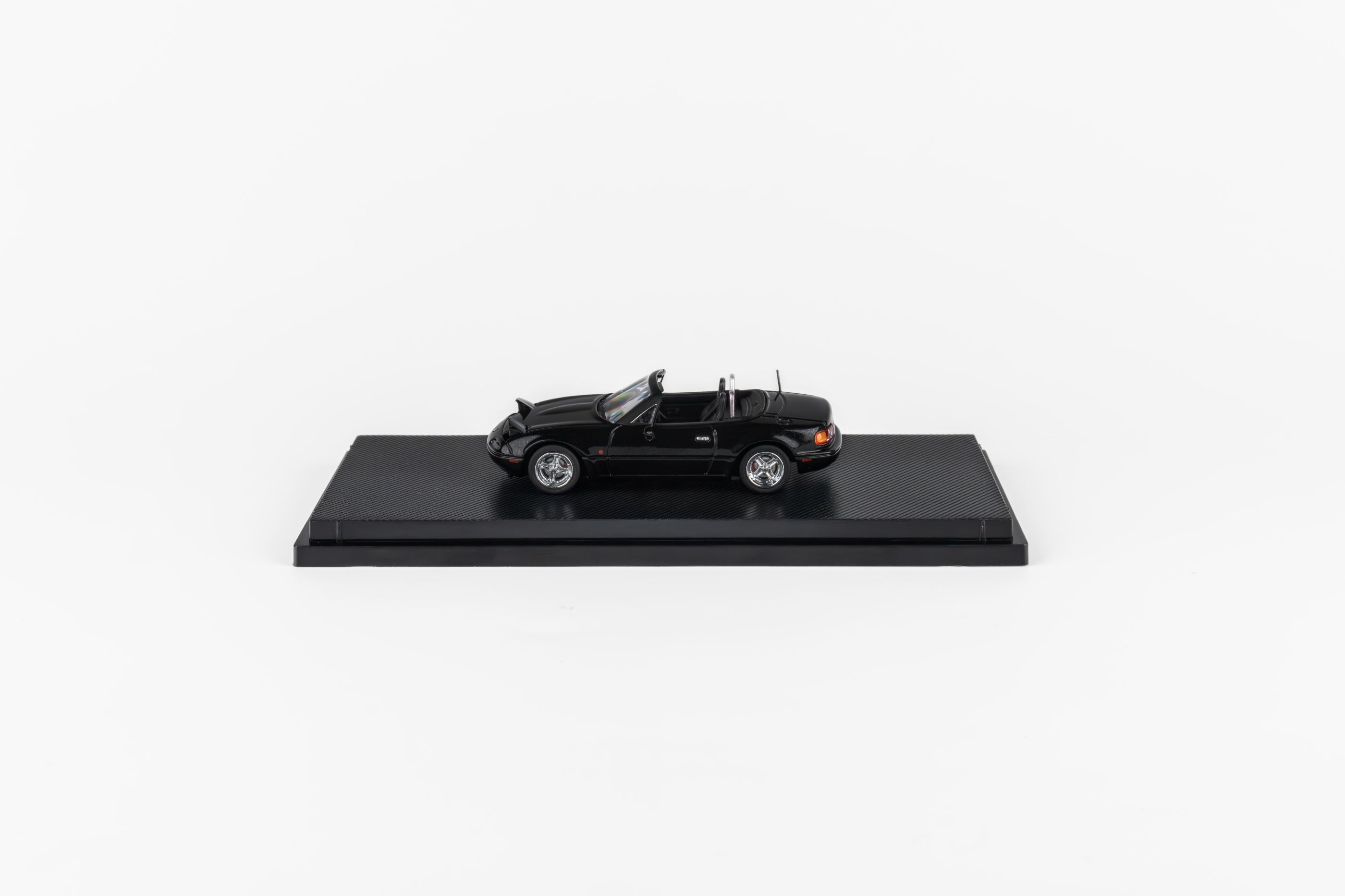 MICRO TURBO MODEL 1/64 MAZDA MX-5 EUNOS ROADSTER - BLACK_2