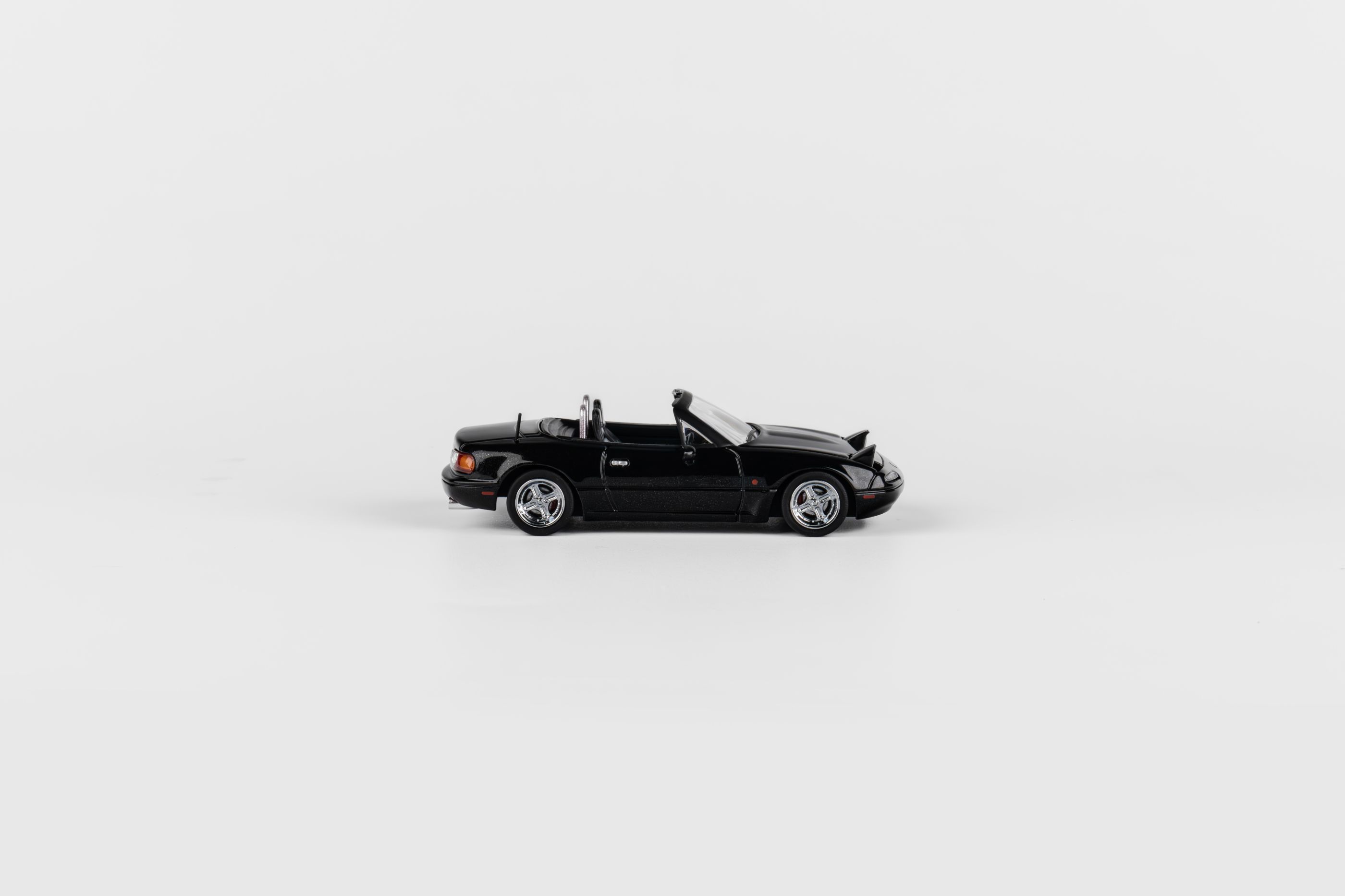 MICRO TURBO MODEL 1/64 MAZDA MX-5 EUNOS ROADSTER - BLACK_4