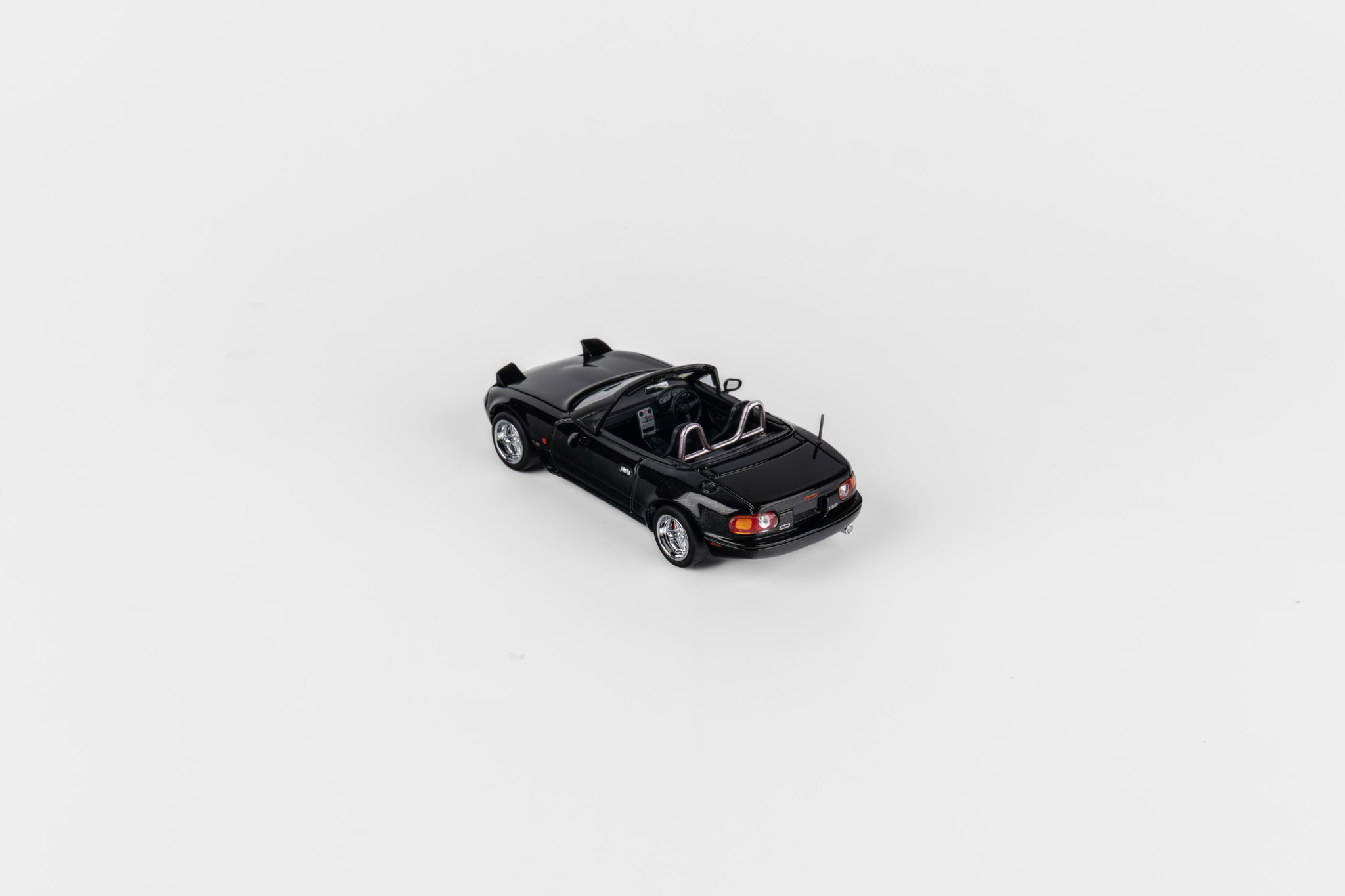 MICRO TURBO MODEL 1/64 MAZDA MX-5 EUNOS ROADSTER - BLACK_6