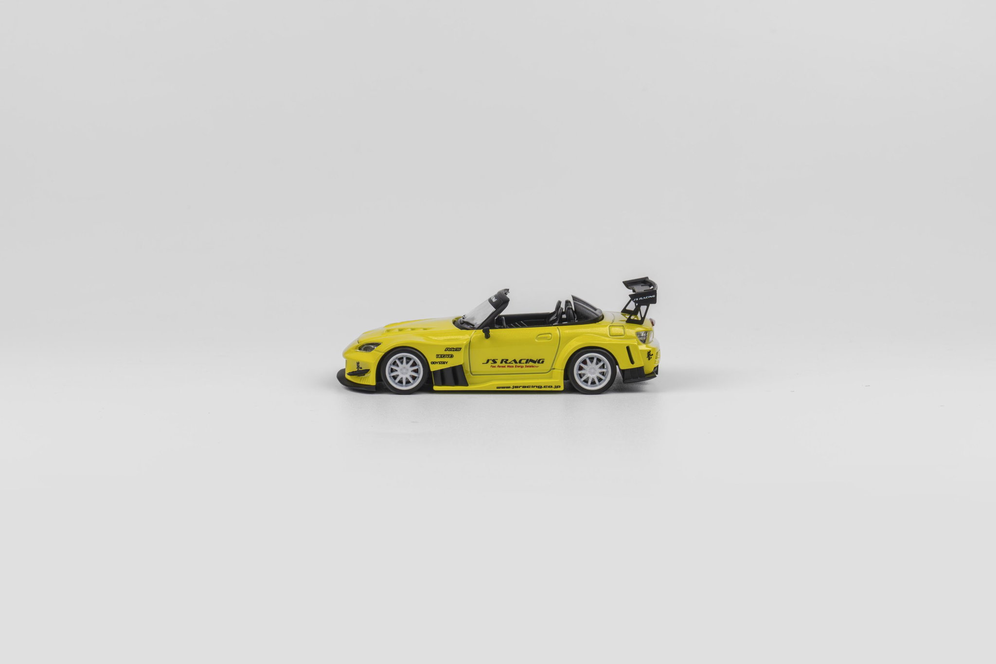 MICRO TURBO MODEL 1/64 HONDA S2000 JS RACING - METALLIC YELLOW_7
