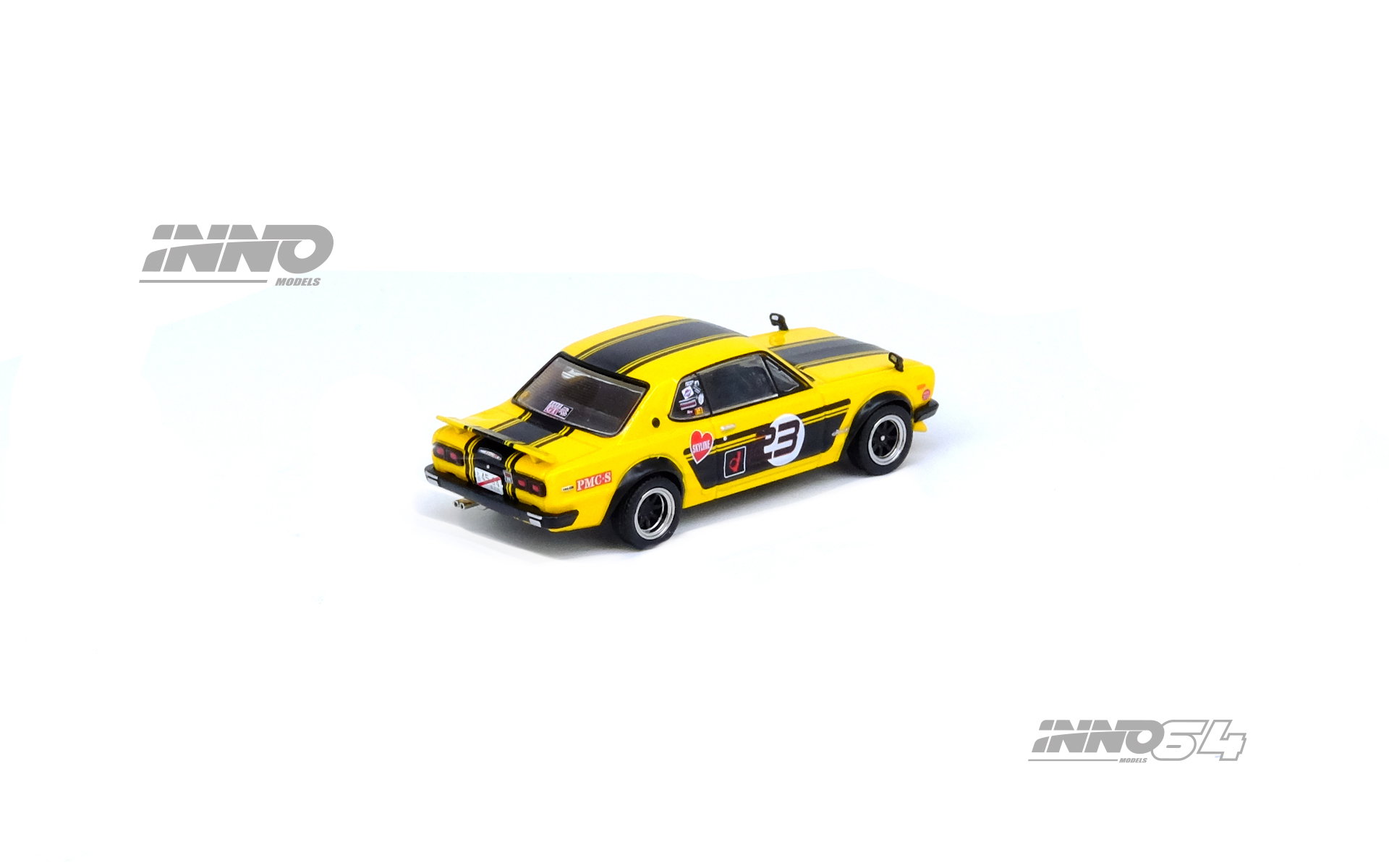 INNO MODEL 1/64 NISSAN SKYLINE 2000 GT-R (KPGC10)_3