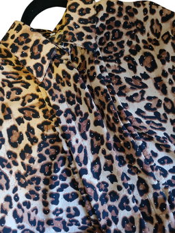 CAMISA CON PERLITAS 