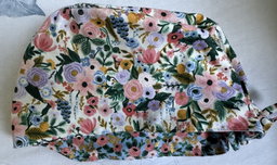 Rifle Paper Garden Party / Rosa Reversible Scrub Cap