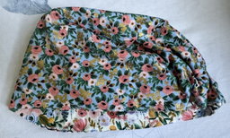 Rifle Paper Garden Party / Rosa Reversible Scrub Cap