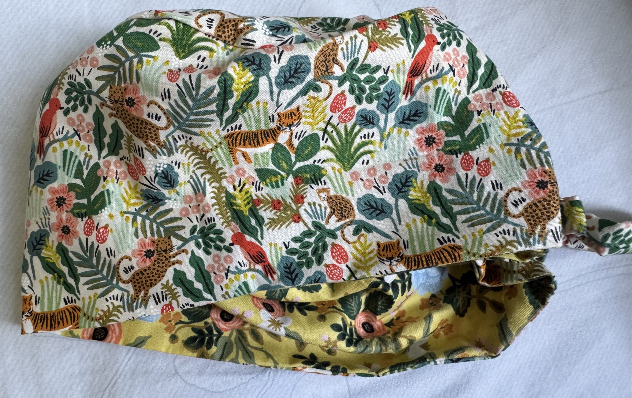 Rifle Paper Menagerie Tigers / Yellow Florals Reversible Scrub Cap_0