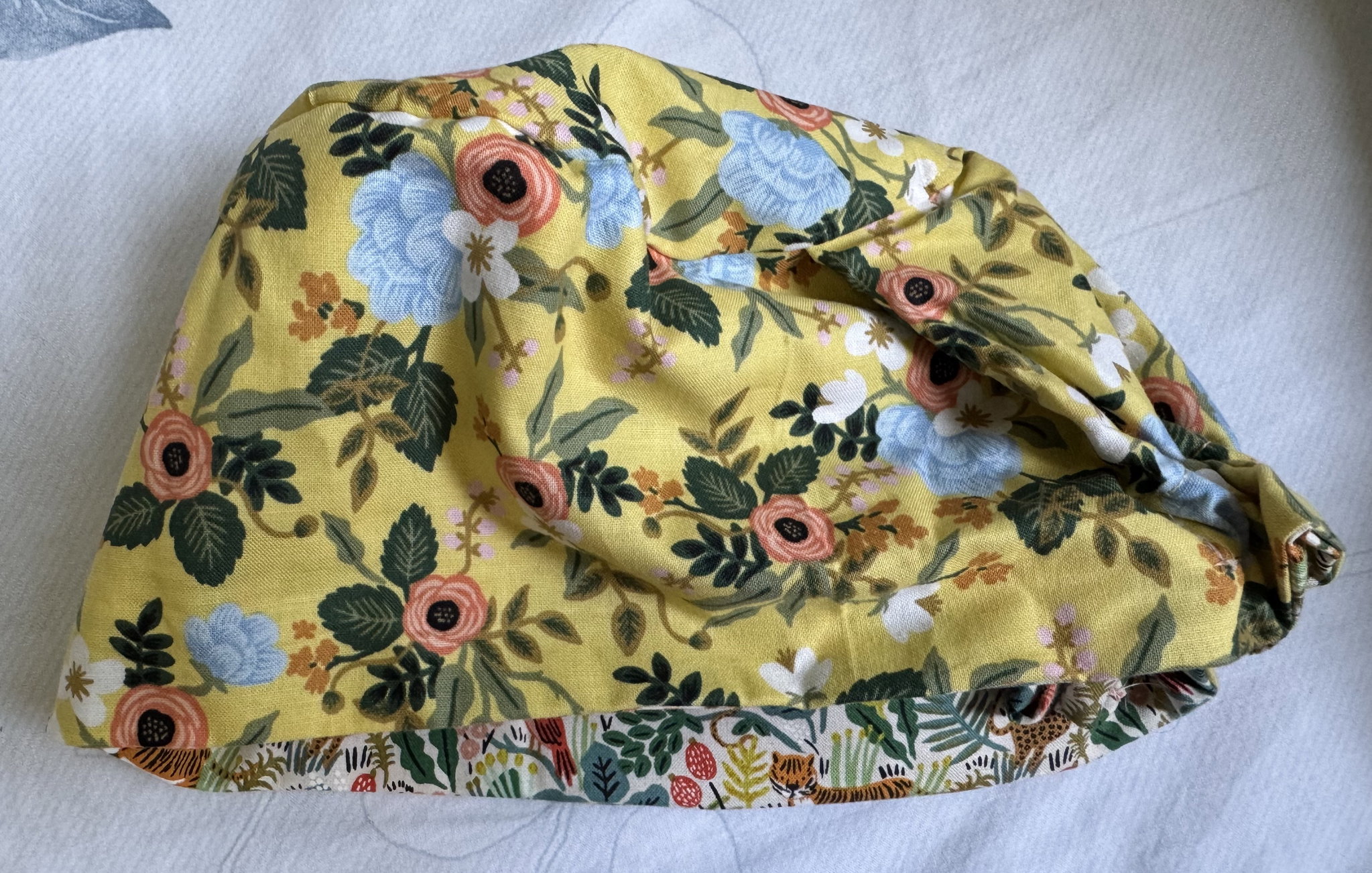 Rifle Paper Menagerie Tigers / Yellow Florals Reversible Scrub Cap_1