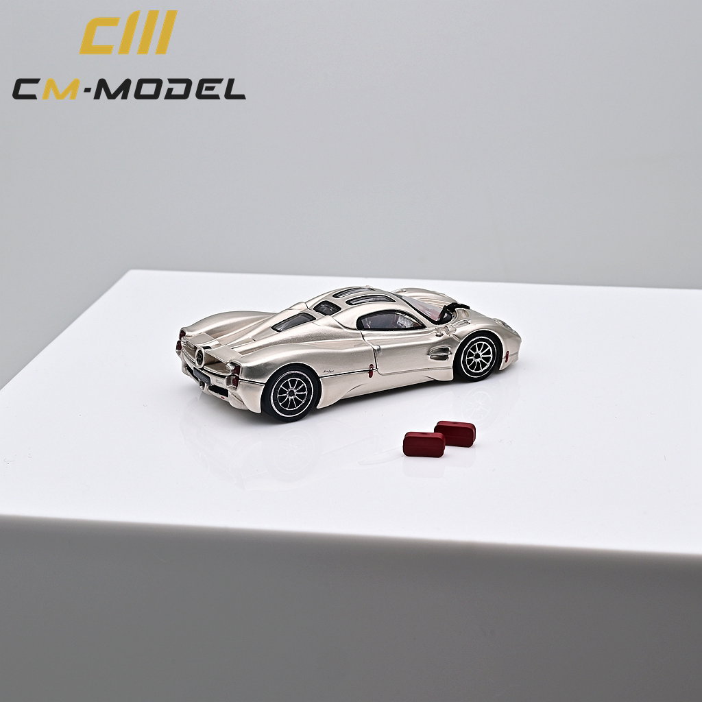 CM MODEL 1/64 PAGANI UTOPIA - CHAMPAGNE GOLDEN_5