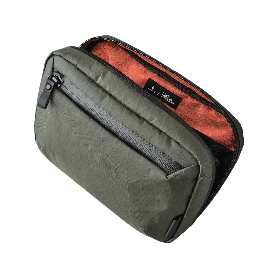ALPAKA Elements Tech Case_12