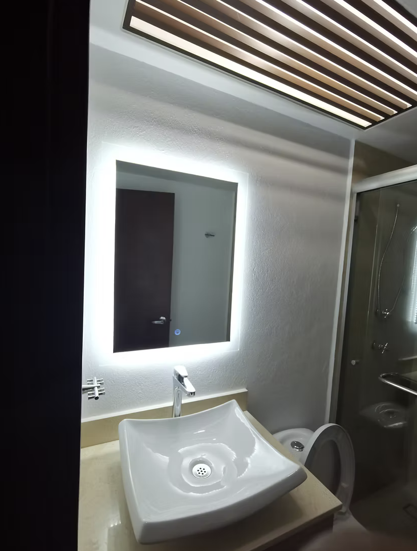 Espejo Resplandor con luz Led Touch 80x60cm_4