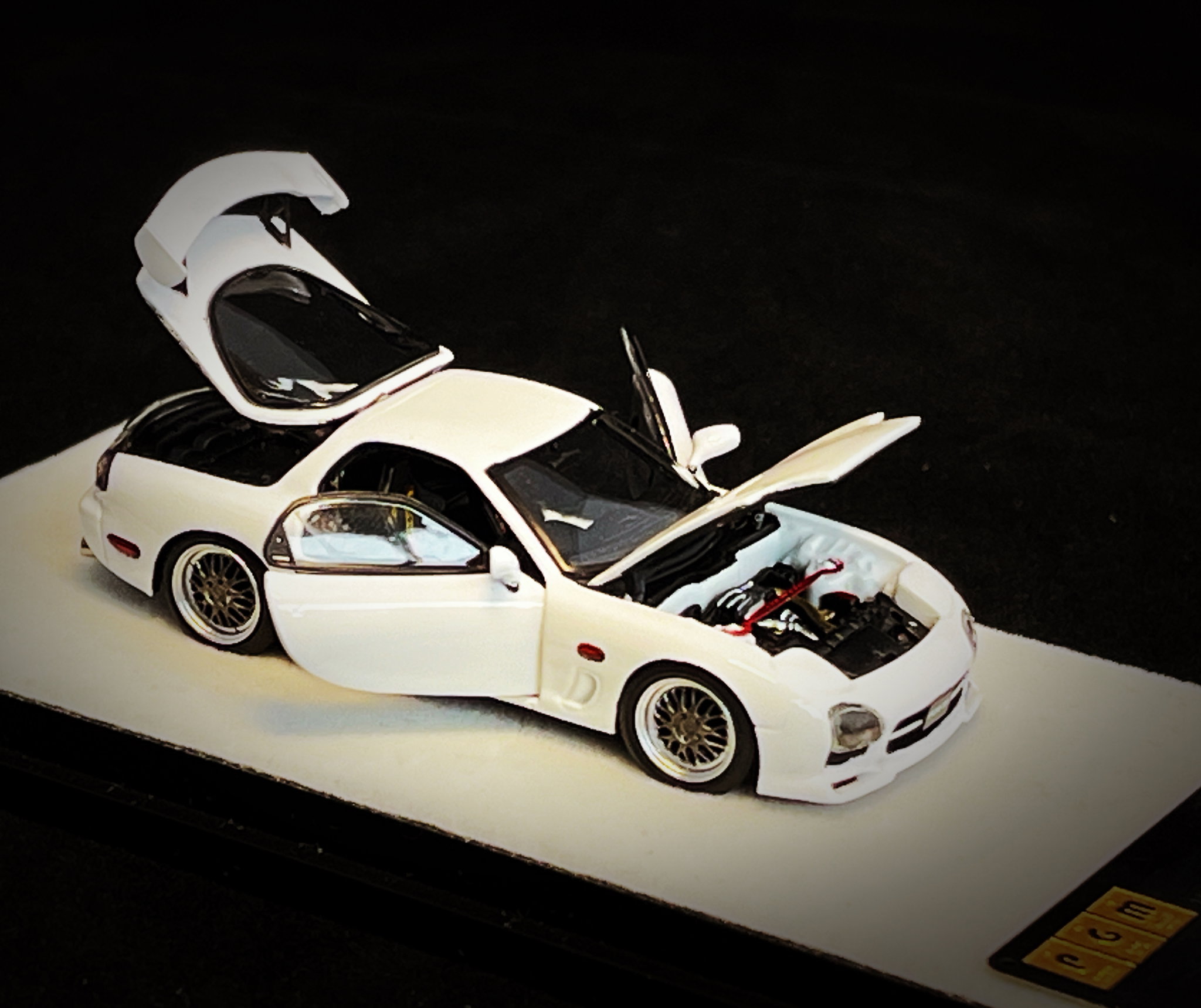 PGM MODEL 1/64 MAZDA RX7 - WHITE_8