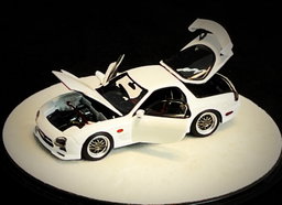 PGM MODEL 1/64 MAZDA RX7 - WHITE