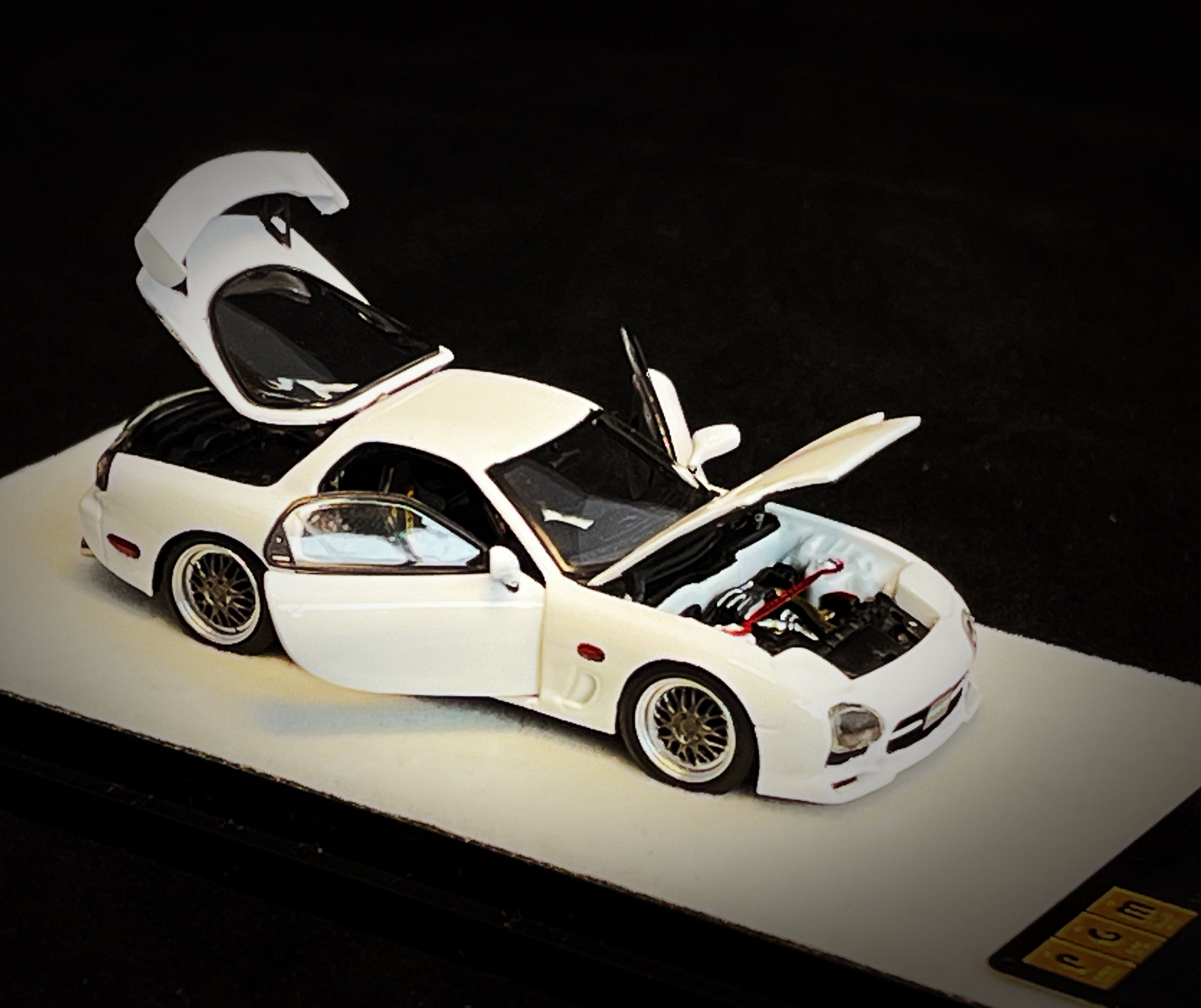 PGM MODEL 1/64 MAZDA RX7 - WHITE_16
