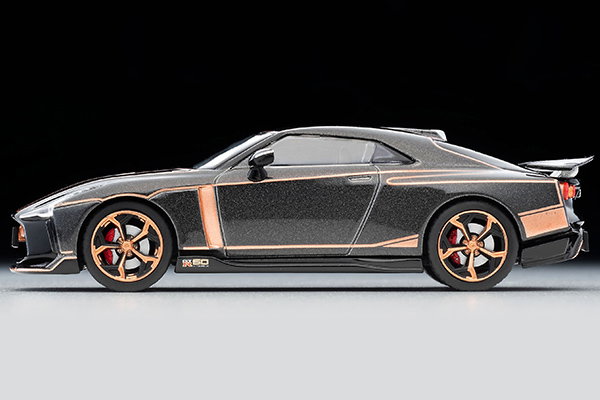 TLVN MODEL 1/64 NISSAN GT-R50 BY ITALDESIGN_10