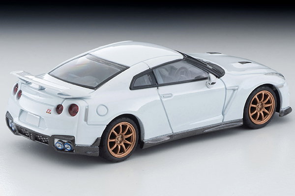 TLVN MODEL 1/64 NISSAN GT-R PREMIUM EDITION T-SPEC 2024 _11