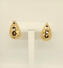 Brinco Gota Trabalhada banhado em Ouro 18k