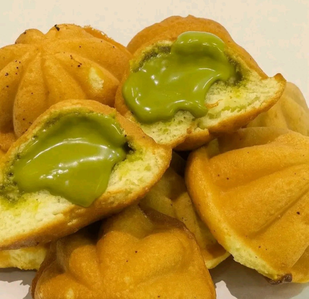 Bahulu with Pistachio Fillings 24PC_0